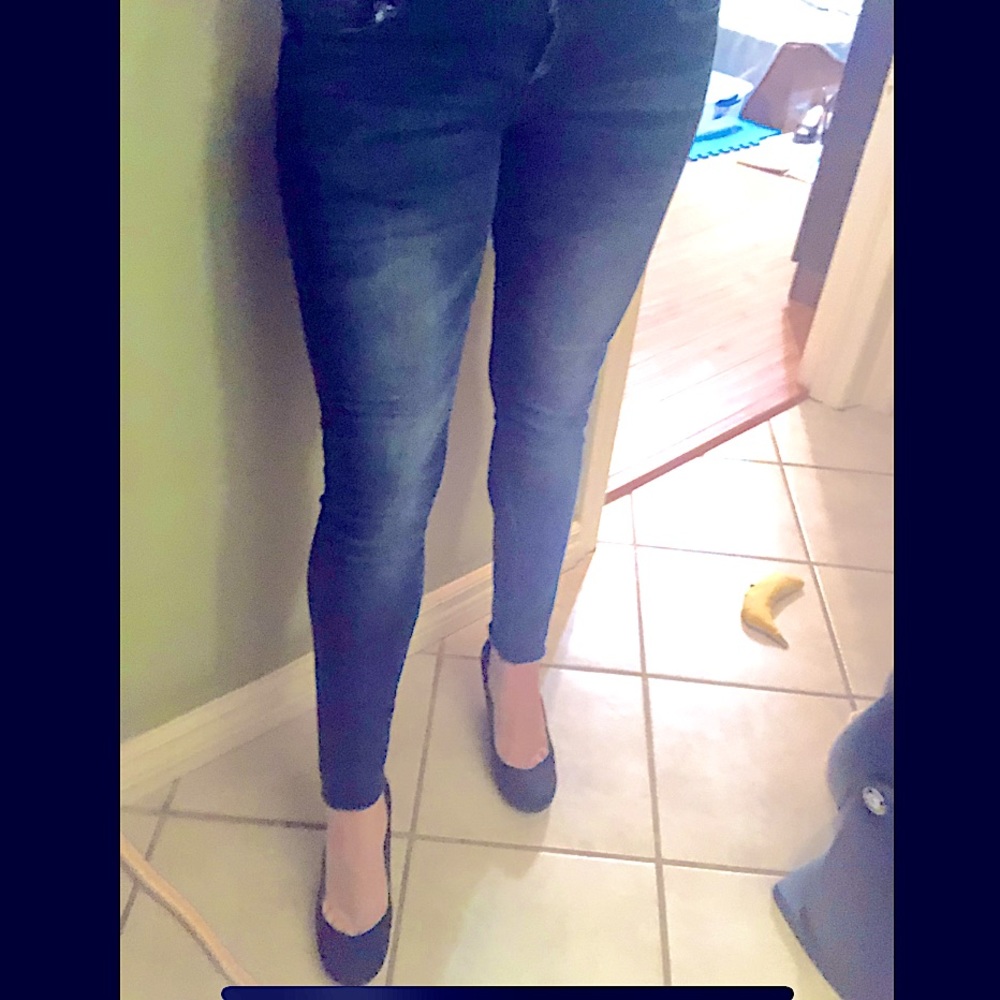 Sirens Seduction dark wash skinny jean